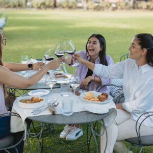 Alta vista:  Almuerzo en La Campiña