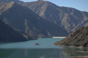 Cidade, montanhas e vinícola | Dike | - Lauke Tours