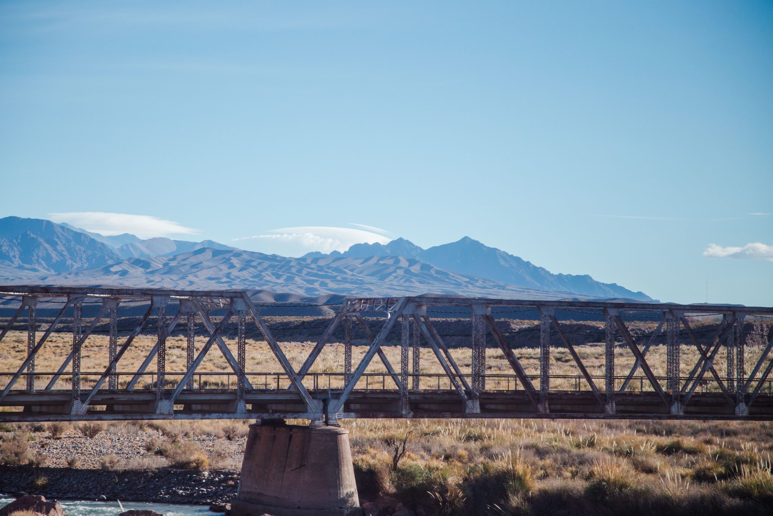 Paseo por Cacheuta y Potrerillos - Puente - Lauke Tours