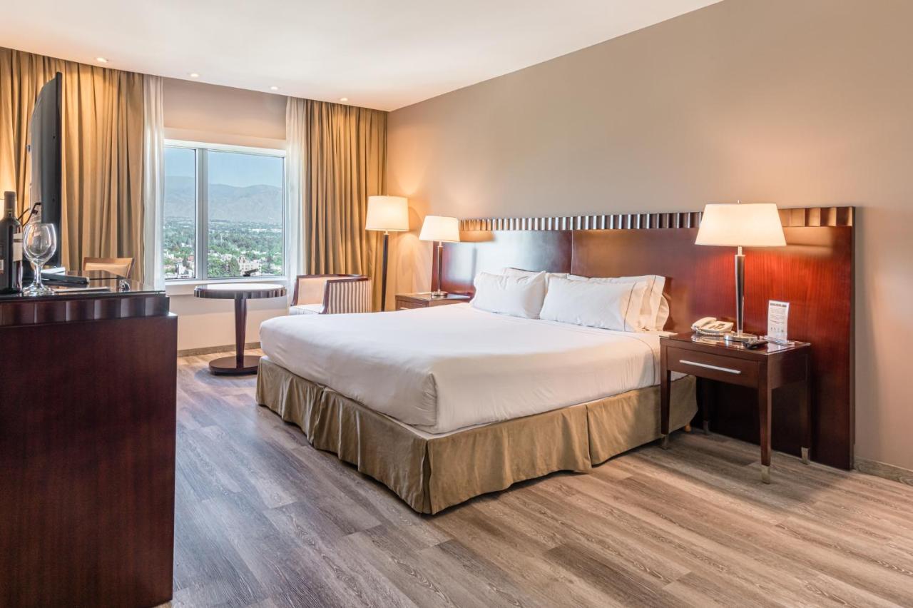 Hotel Diplomatic - Habitación